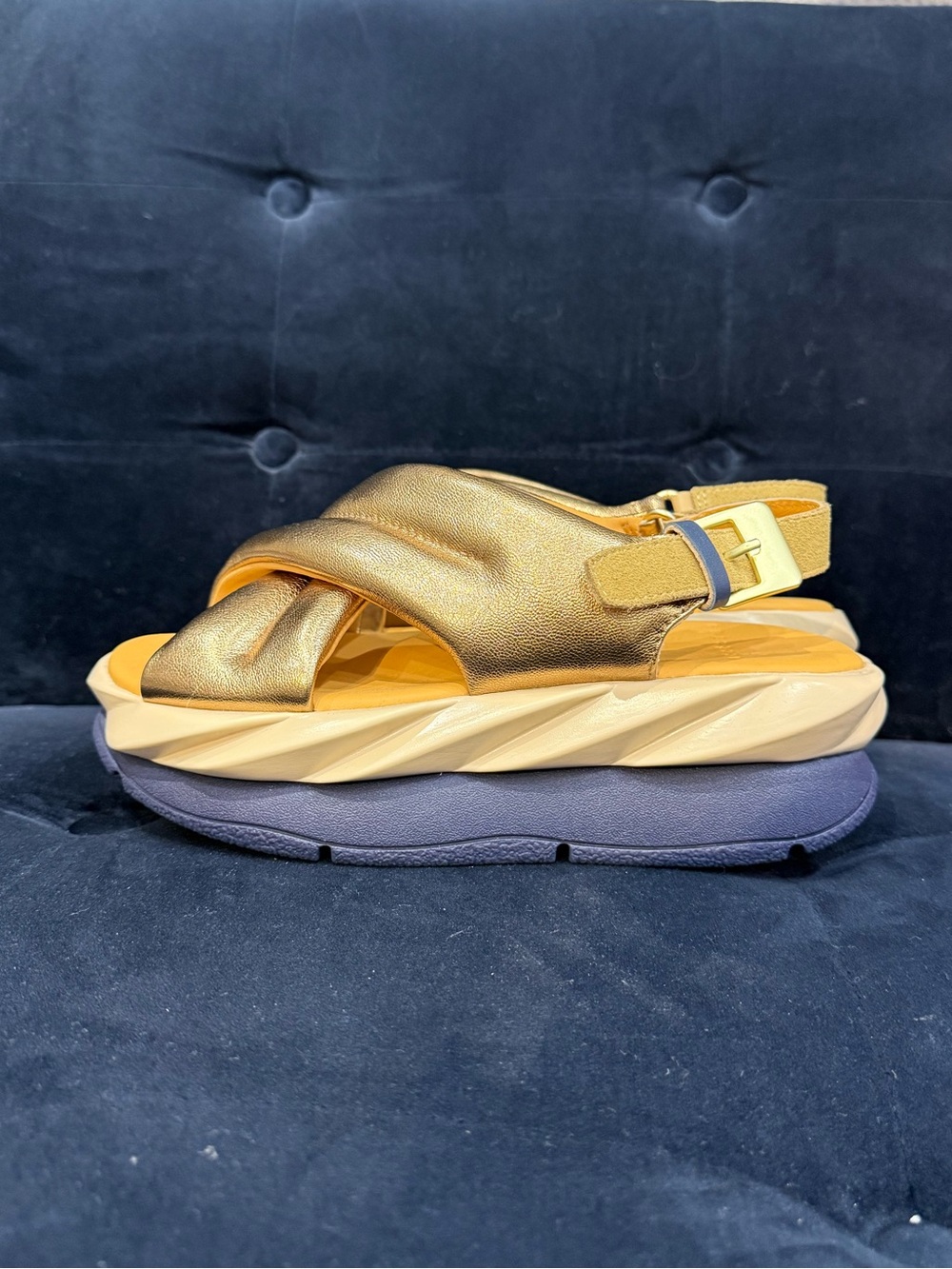 4cccces Mellow Moa Sandal - Picture 2 of 6